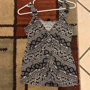 White and black tank top